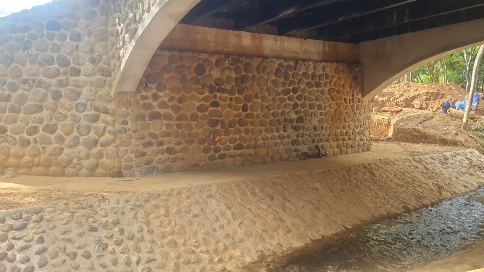 Pavimentación – Estación UNO Valle Dorado
